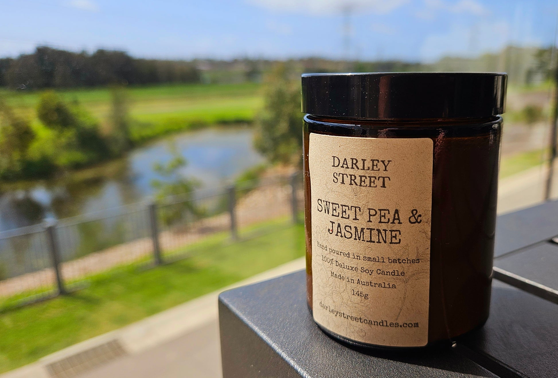 Sweet Pea & Jasmine Soy Candle - Darley Street Candles